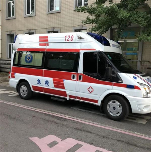 晋安选择我们的救护车出租,开启安心转院之旅